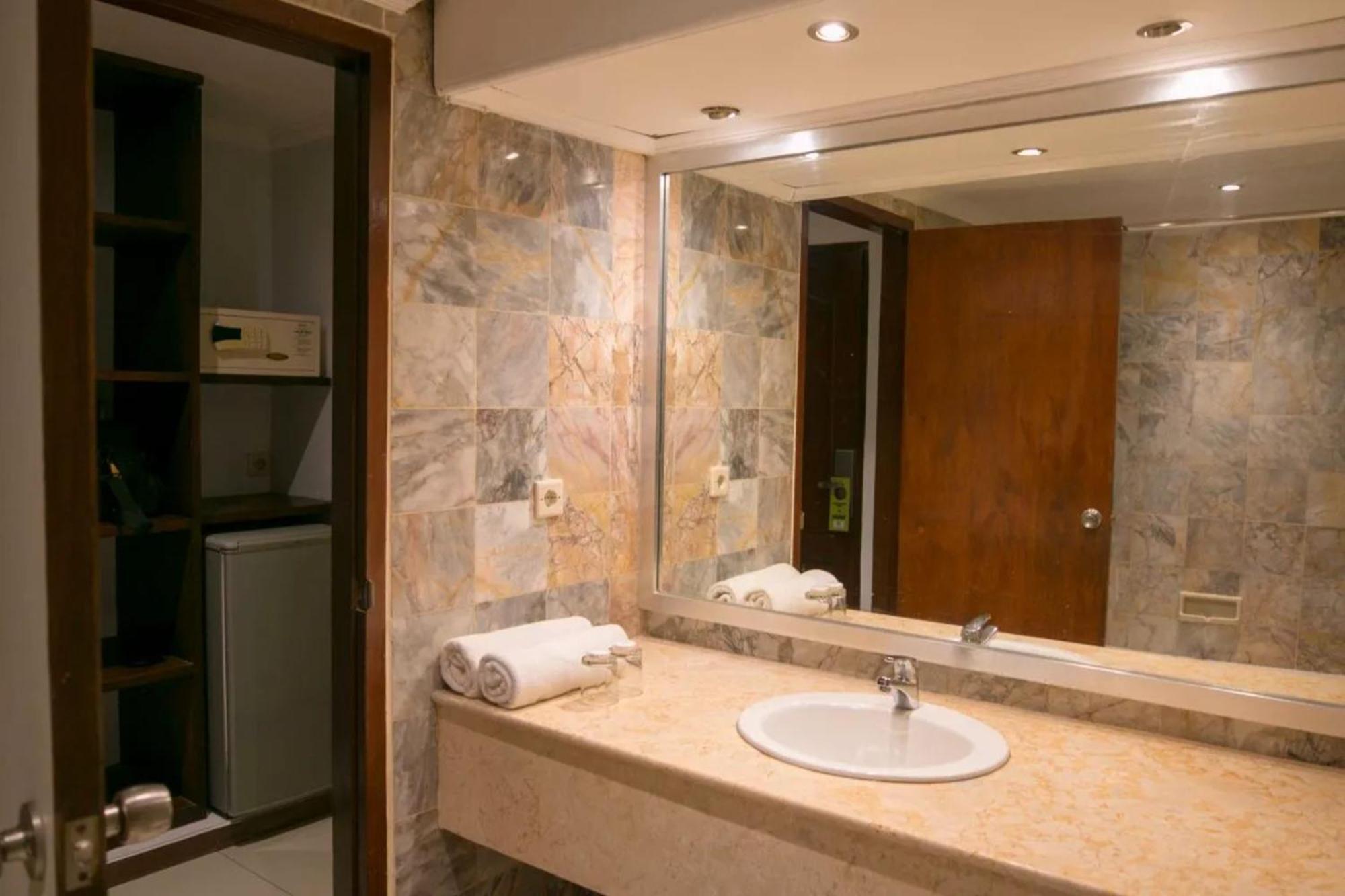 Hotel Kuta Suci Kuta Lombok
